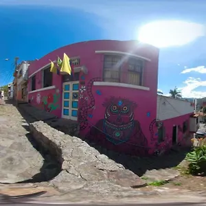 https://hostal-encuentro.cali-hotels.com